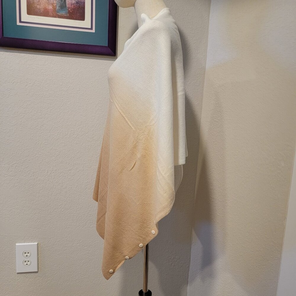 Tan/Cream Sweater Shrug, One Size.  Excellent Condition, button detail. - Picture 2 of 3